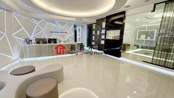 中山站招牌明顯廣告效益佳適合診所 370,000元/月 