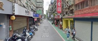 東區稀有低租金三角窗金店面 140,000元/月