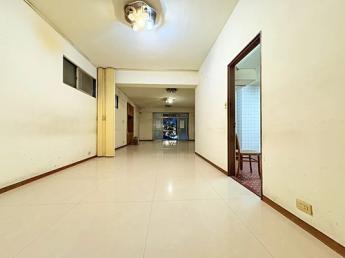 忠孝復興站鑽石塔金店面 135,000元/月