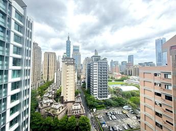 信義香榭正面101稀有釋出 1888 萬