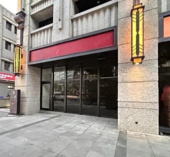 永春站全新落成‧挑高設計面寬黃金角店 商三特分區  NT$120,000