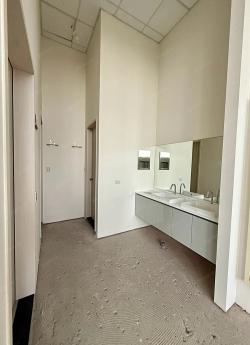 北士科-士科之芯全新1樓方正雙門面店面 988,888元/月 