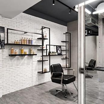 超高質感美髮店????市府捷運步行約二分鐘 租金：78,750元/月 頂讓金：150萬元 (含全部設