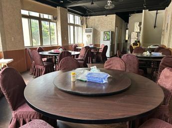 小顧榕樹下海鮮店 