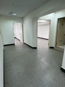 南京東路四段商業金融商圈辦公寫字樓 100,000元/月